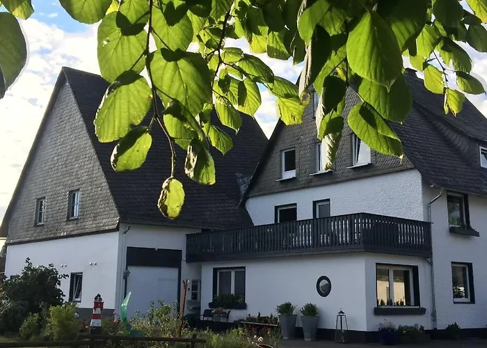 Gruppenhaus Bis Zu 24 Personen In Ferienhaus *