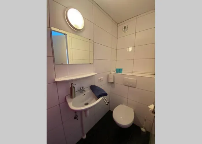 Gruppenhaus Bis Zu 24 Personen In Ferienhaus *