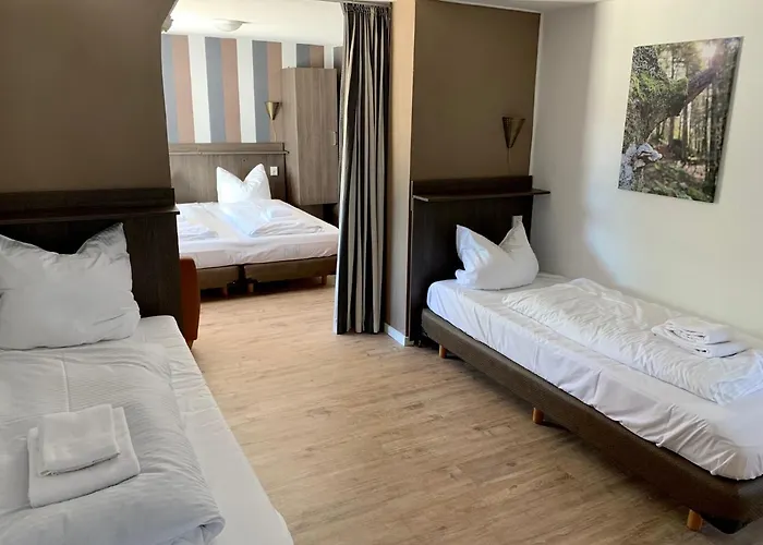 Ferienhaus Gruppenhaus Bis Zu 24 Personen In